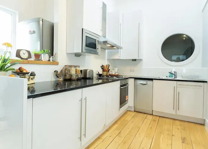 City Centre Rooms In Apartment